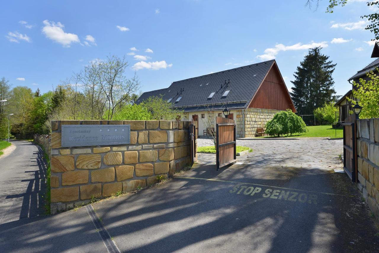 Rezidence Pihel Hotel Novy Bor Exterior photo