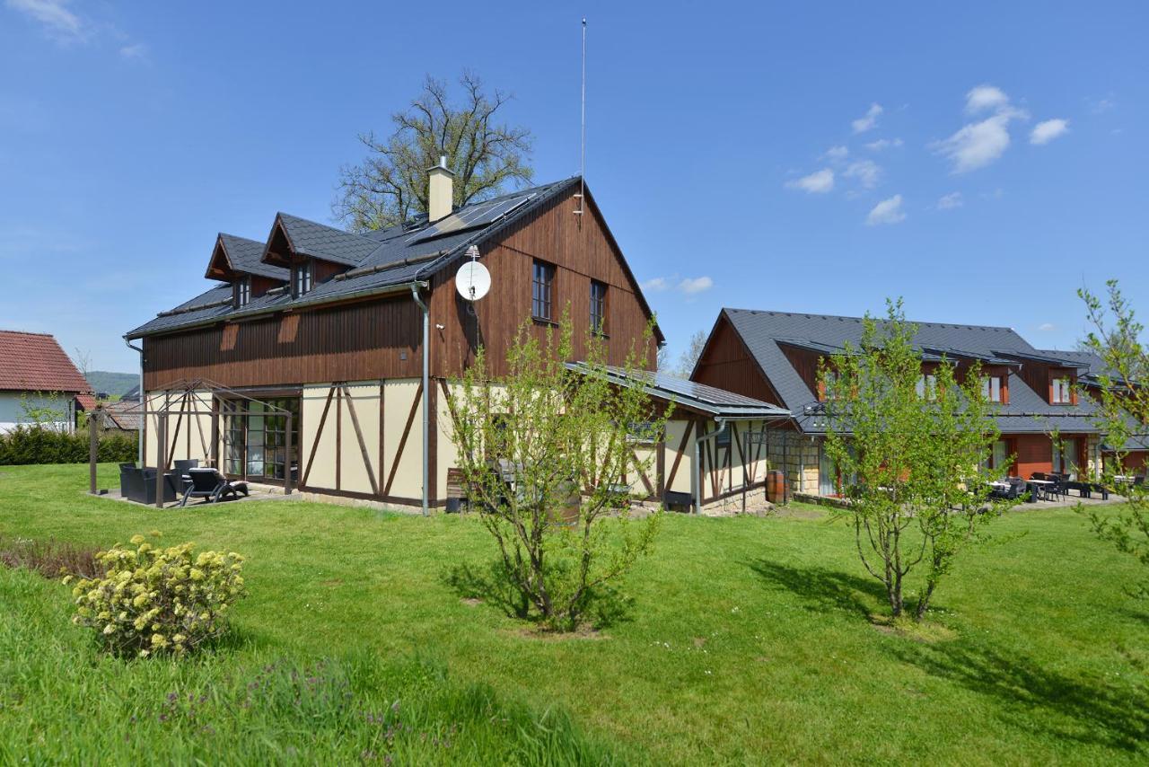 Rezidence Pihel Hotel Novy Bor Exterior photo